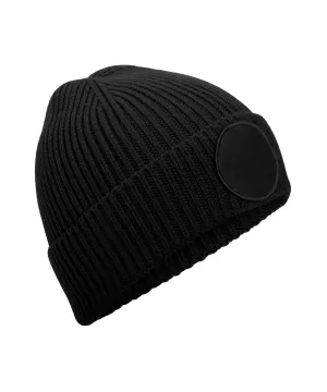 Circular fashion patch beanie | Black