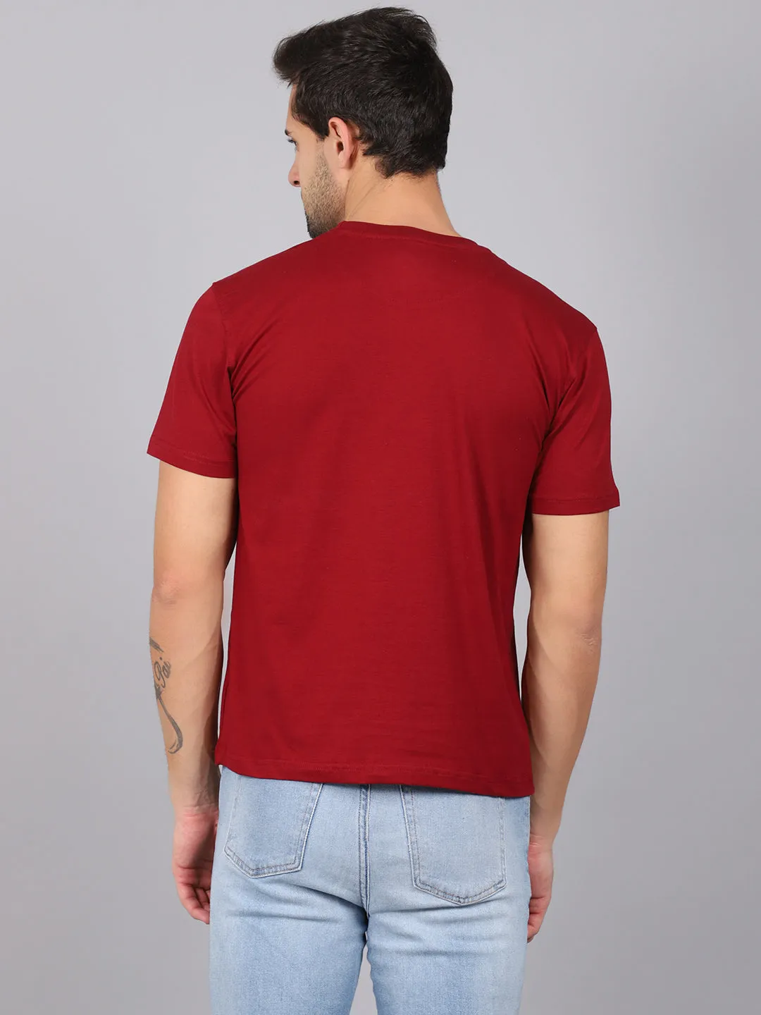 Men's Maroon  Round neck Half Sleeve T-Shirt with Typographic print