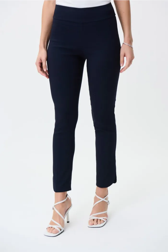 Textured Essential Pant