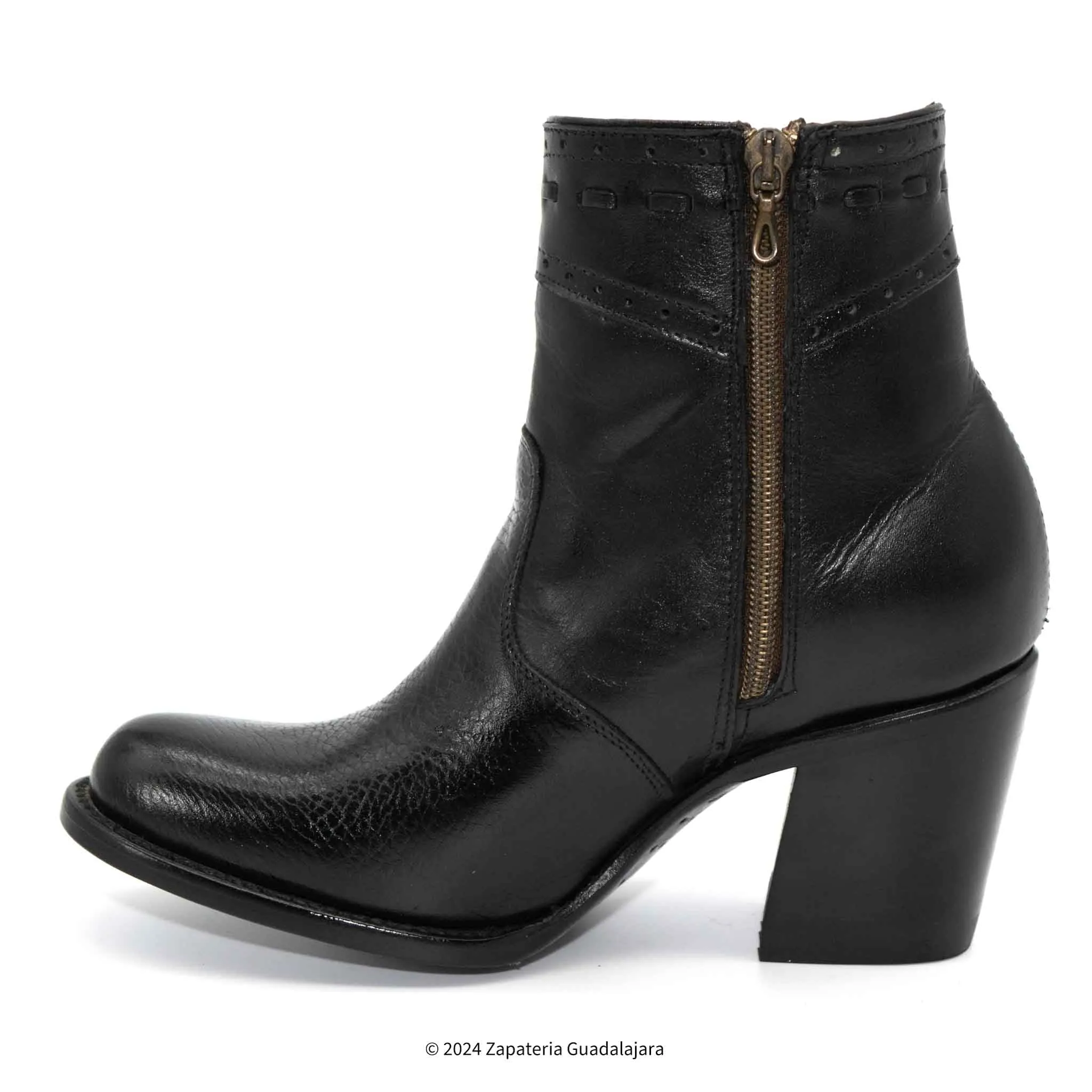 WOMEN OVAL TOE SHORT BOOT BLACK LAMB LEATHER  - Q39B1605